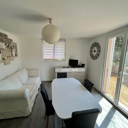 Campana Apartment *
